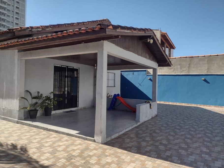 Holiday home 50 Metros Da Piscina Churras 3 Vagas Portao Automatico *