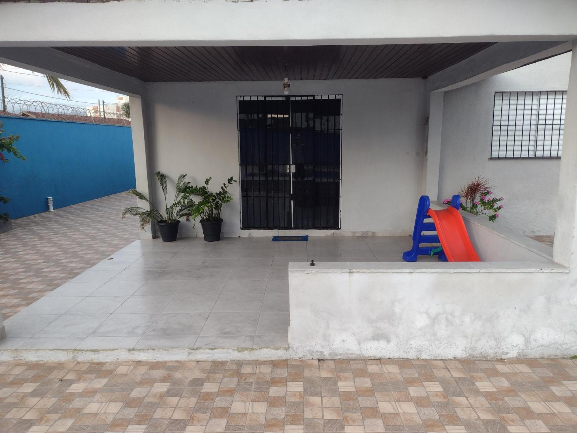 Holiday home 50 Metros Da Piscina Churras 3 Vagas Portao Automatico *
